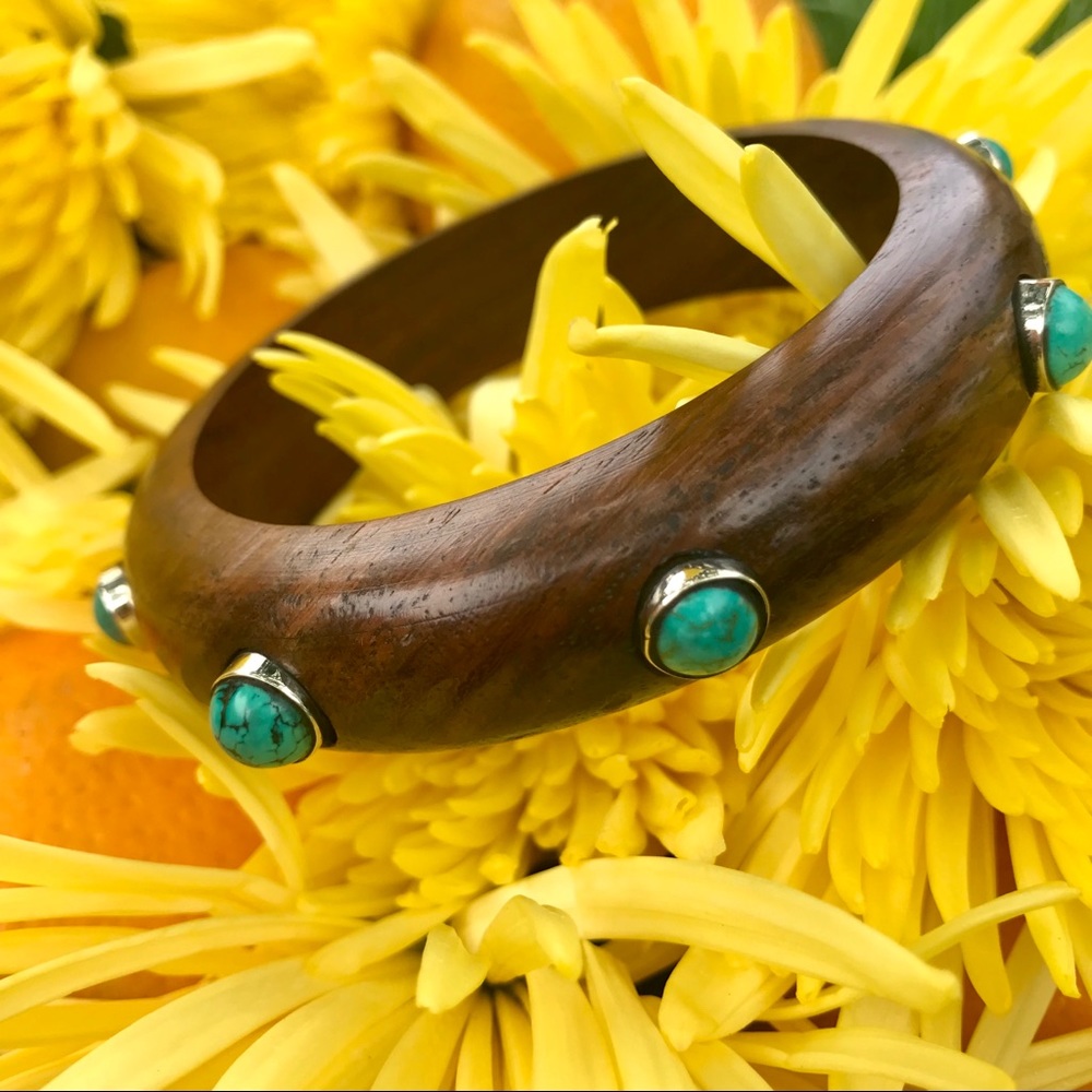 Wooden & genuine turquoise bangle from Asia